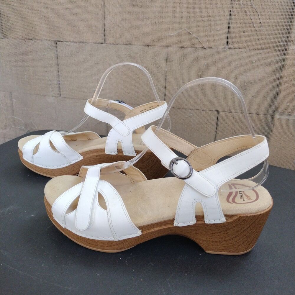 Dansko Women’s White Leather Sandals Size EUR 40 US 9.5-10 Comfort Minimalist